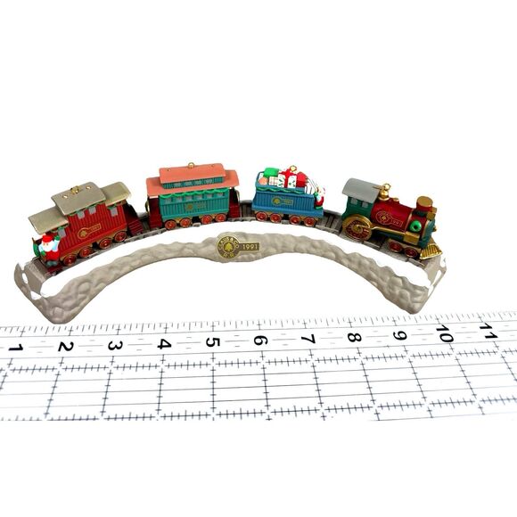 1991 Hallmark Miniature Train Set Claus & Co. Keepsake Ornaments w/ Display - Picture 3 of 11
